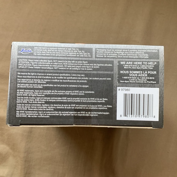WWE Paige “Metals Die Cast” Figurine (M202) - Picture 6 of 9